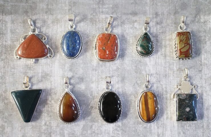 gemstone-665685_1920.jpg